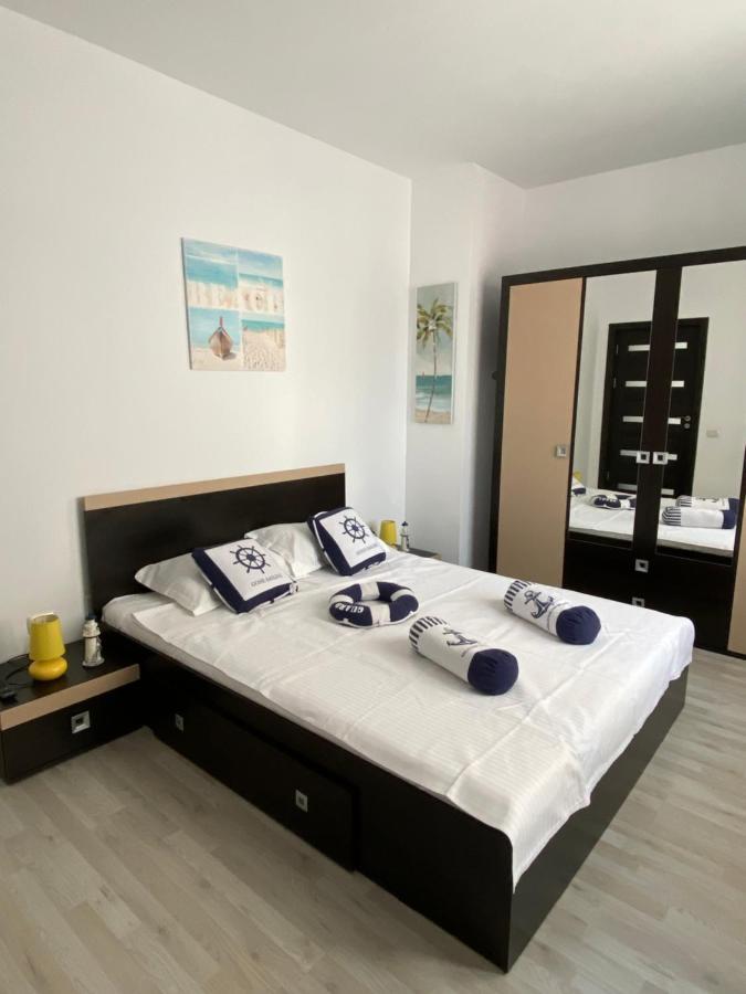 Alex Apartments Năvodari Екстериор снимка
